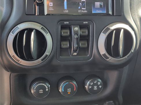 Used 2013 Jeep Wrangler Unlimited Sport AWD/4WD image 23
