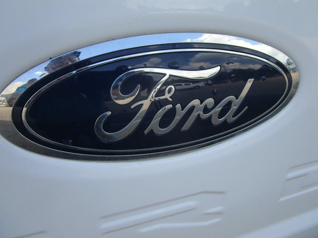 Used 2025 Ford F250 XL w/ STX Appearance Package AWD/4WD image 24