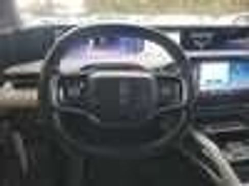 Used 2024 Lincoln Nautilus Reserve image 14