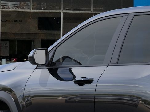 New 2026 Chevrolet Equinox LT AWD/4WD image 36