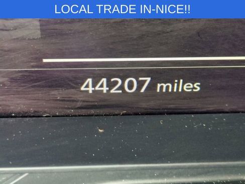 Used 2023 Nissan Pathfinder Platinum image 23