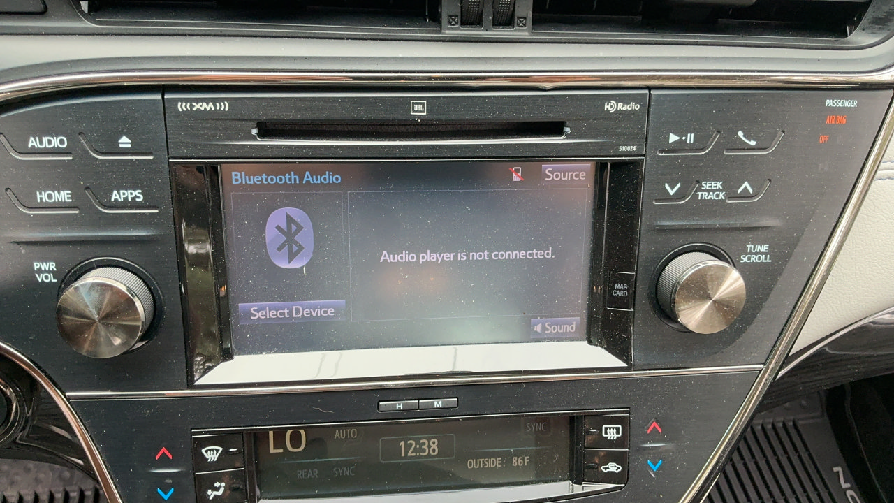 Used 2015 Toyota Avalon Limited FWD image 10