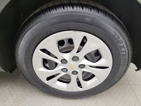 Used 2019 Chevrolet Cruze LT image 31