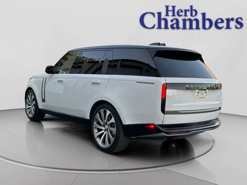 Certified 2025 Land Rover Range Rover Long Wheelbase SE image 7