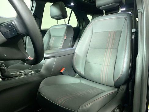 Used 2023 Chevrolet Equinox RS image 19