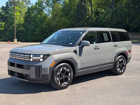 Used 2024 Hyundai Santa Fe SE image 5