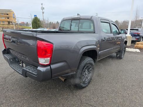 Certified 2016 Toyota Tacoma SR w/ SR Convenience Package image 7