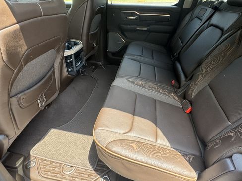 Used 2025 RAM 1500 Limited AWD/4WD image 23