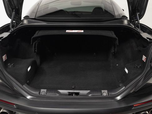 Used 2020 Ferrari Portofino RWD image 59