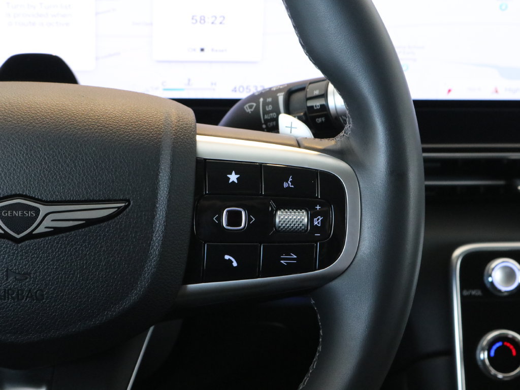 Used 2025 Genesis GV80 2.5T Standard AWD/4WD image 12