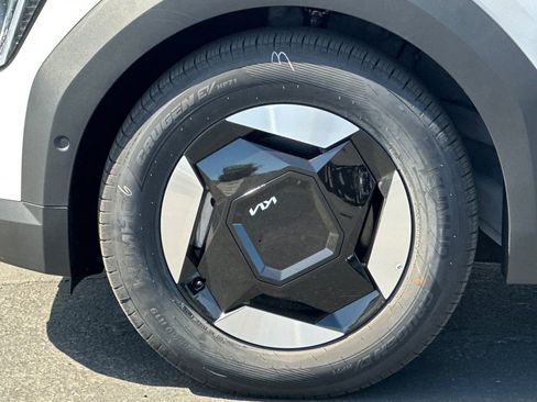 New 2026 Kia EV9 Wind AWD/4WD image 26