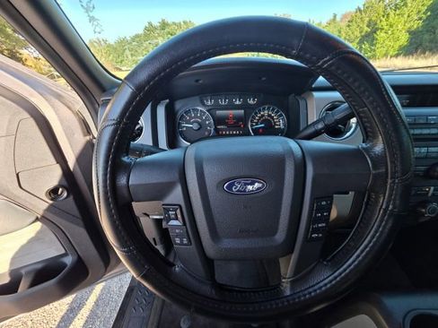 Used 2011 Ford F150 XLT w/ XLT Chrome Pkg image 17