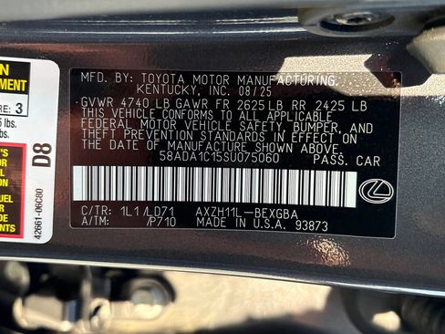 Used 2025 Lexus ES 300h w/ Premium Package FWD image 20