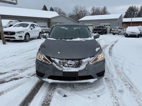 Used 2017 Nissan Sentra SV image 8
