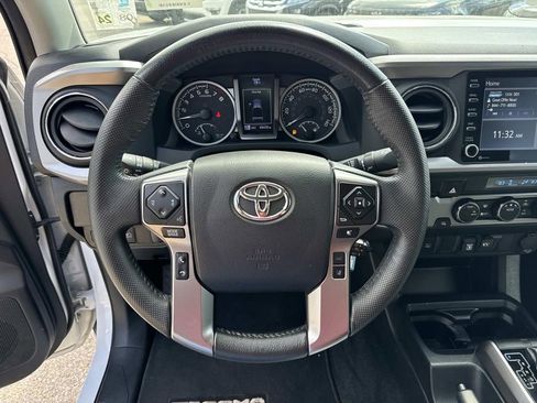 Used 2022 Toyota Tacoma SR5 image 22