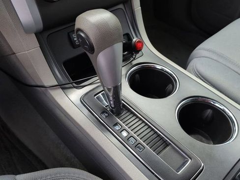 Used 2012 Chevrolet Traverse LS FWD image 16
