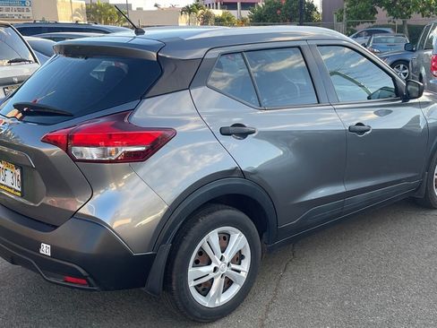 Used 2018 Nissan Kicks S FWD image 4