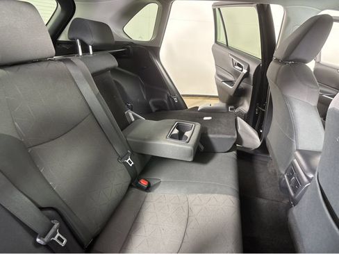 Used 2024 Toyota RAV4 XLE image 34