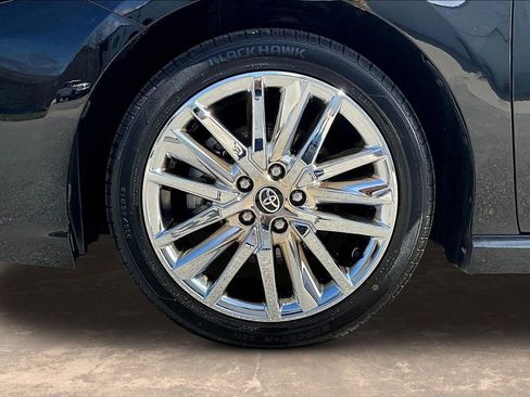 Used 2023 Toyota Camry SE image 35