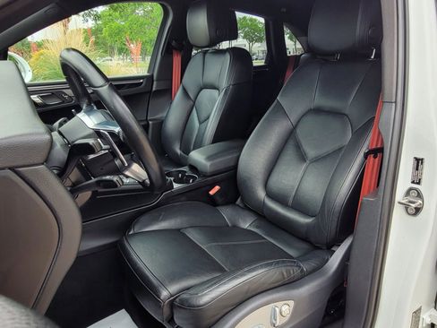 Used 2015 Porsche Macan S image 21