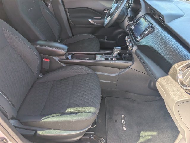 Used 2023 Nissan Kicks SV FWD image 26