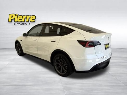 Used 2021 Tesla Model Y Long Range AWD/4WD image 2