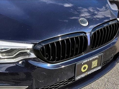 Used 2018 BMW M550i xDrive image 33