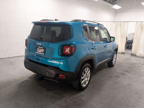 Used 2019 Jeep Renegade Latitude AWD/4WD image 7