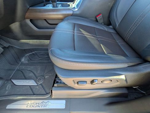 New 2026 Chevrolet Silverado 1500 High Country w/ High Country Premium Package image 14