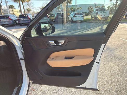 Certified 2024 Volvo XC60 T8 Ultimate w/ Climate Package image 56