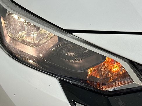 Used 2024 Nissan Sentra SV image 9