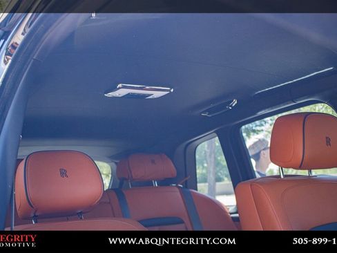 Used 2022 Rolls-Royce Cullinan w/ Dynamic Package image 49