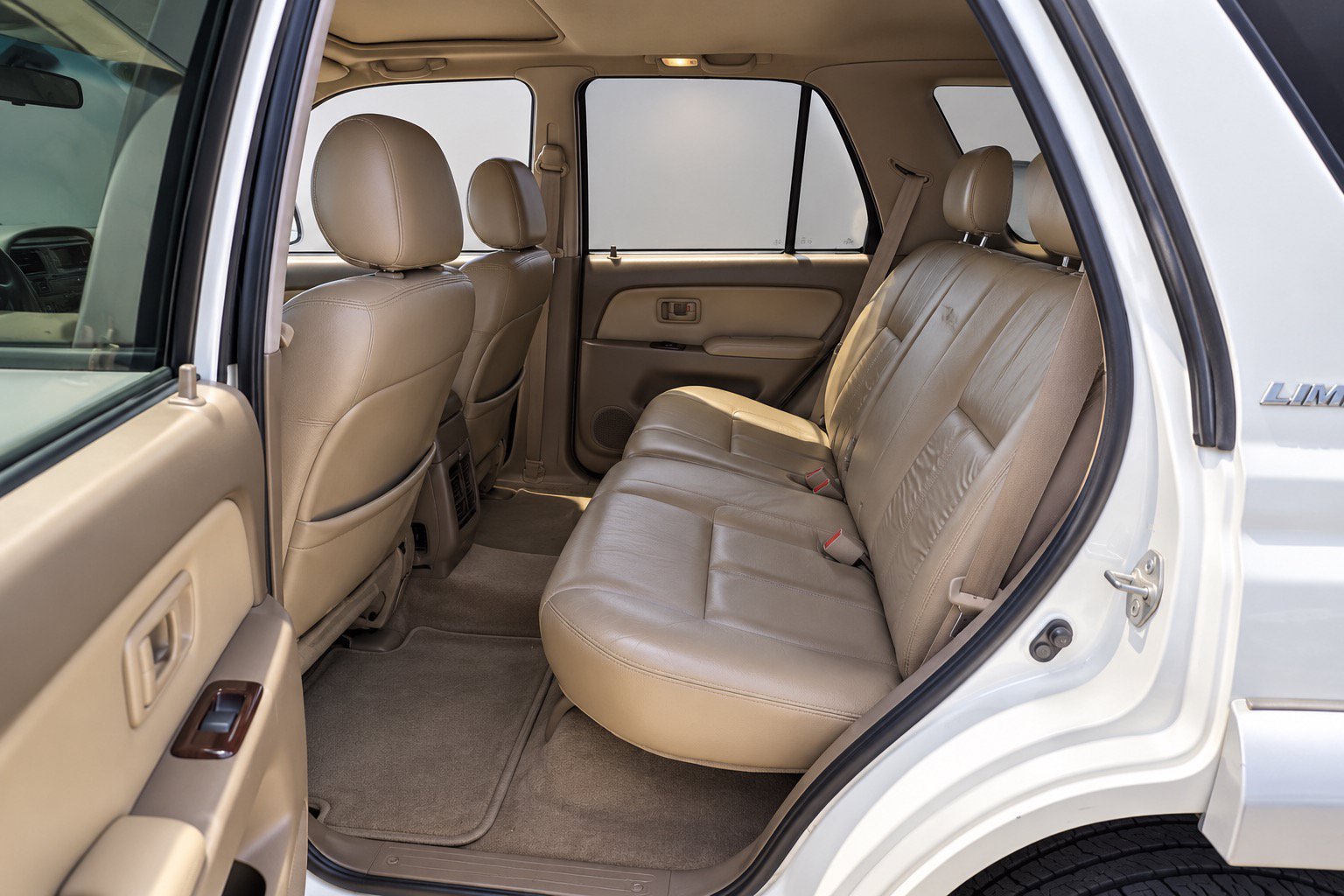 Used 1999 Toyota 4Runner Limited RWD image 4