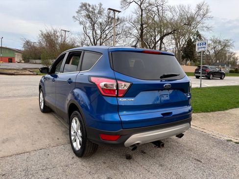 Used 2017 Ford Escape SE image 15