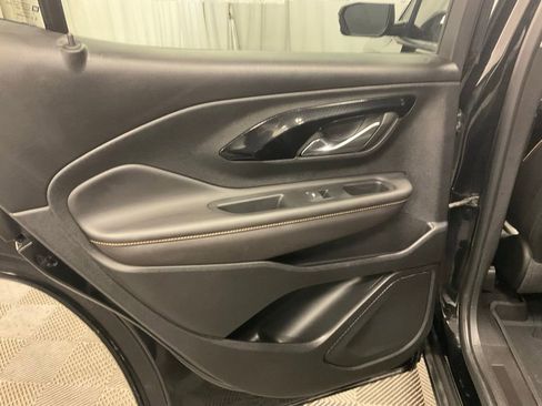 Used 2022 GMC Terrain AT4 w/ Infotainment Package II image 31