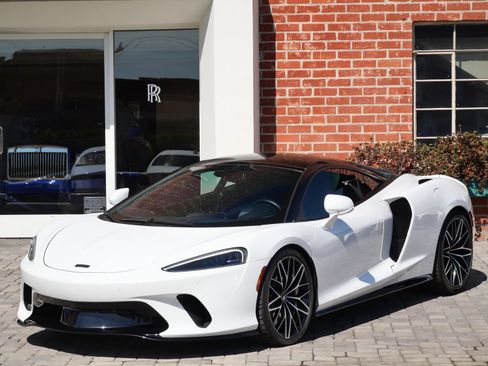 Used 2023 McLaren GT RWD image 16