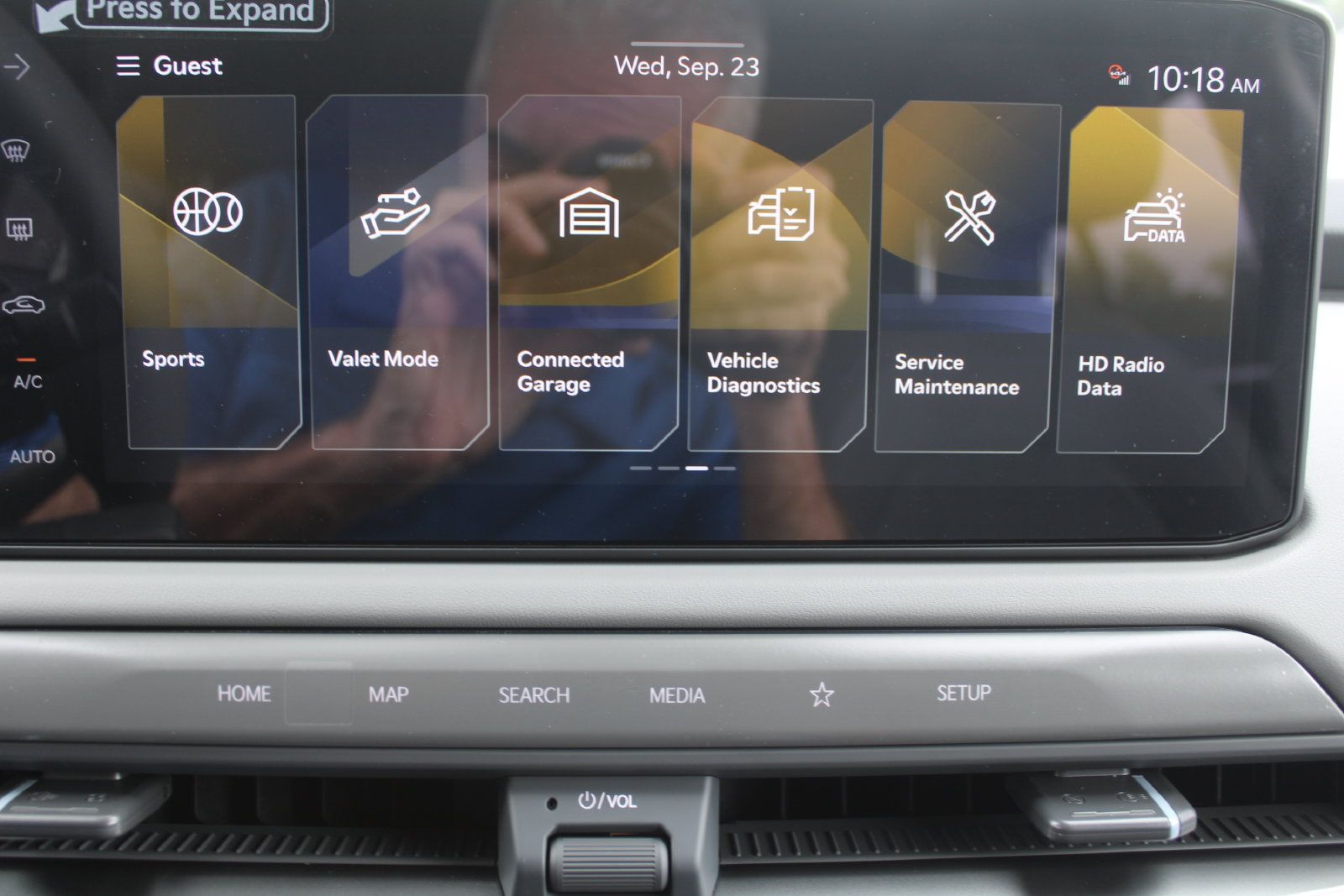 New 2027 Kia EV3 Wind FWD image 44