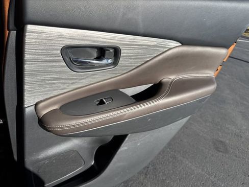 Used 2015 Nissan Murano Platinum w/ Platinum Technology Package image 22