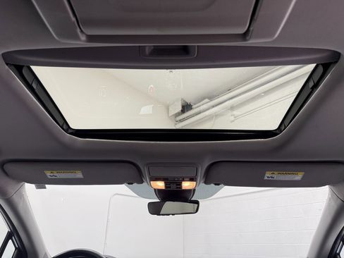 Used 2024 Honda Odyssey Touring image 39