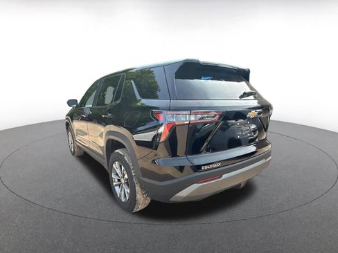 Used 2025 Chevrolet Equinox LT image 18