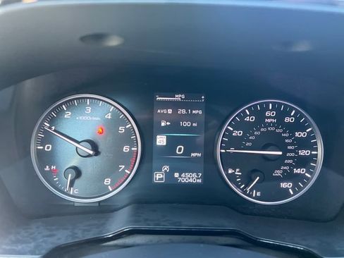 Used 2022 Subaru Outback Premium AWD/4WD image 14