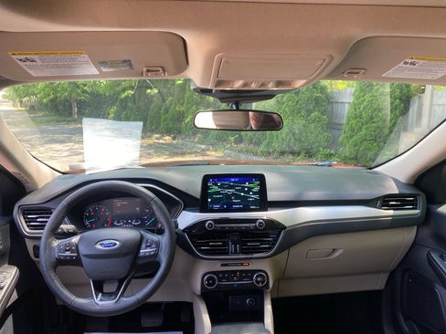 Used 2020 Ford Escape SEL AWD/4WD image 19