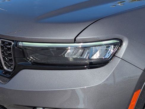 Used 2024 Jeep Grand Cherokee Summit w/ High Altitude Package image 10