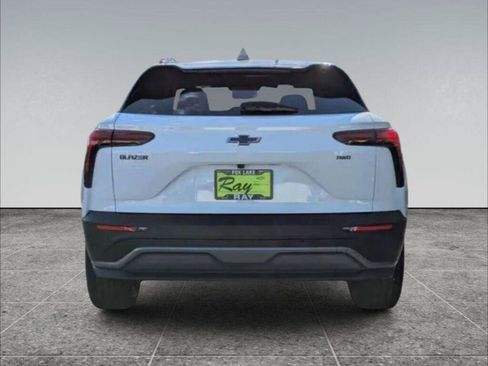 New 2026 Chevrolet Blazer EV LT AWD/4WD image 7