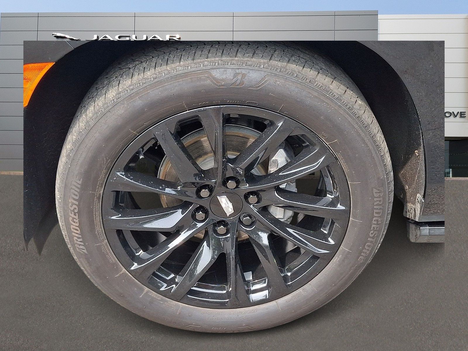 Used 2024 Cadillac Escalade Sport w/ LPO, ONYX Package AWD/4WD image 8