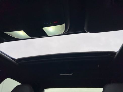 Used 2022 Subaru WRX Limited image 8