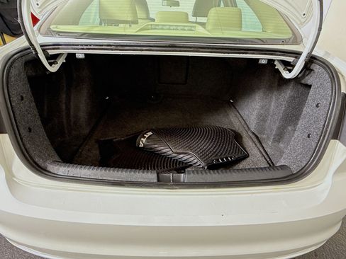 Used 2017 Volkswagen Jetta SE image 35