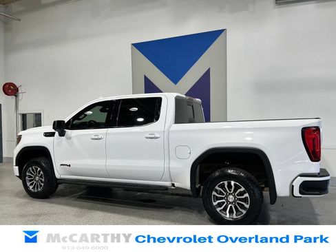 Used 2021 GMC Sierra 1500 AT4 w/ AT4 Premium Package AWD/4WD image 8