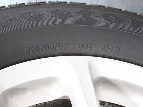 Used 2017 Jeep Cherokee Latitude w/ Comfort/Convenience Group image 36