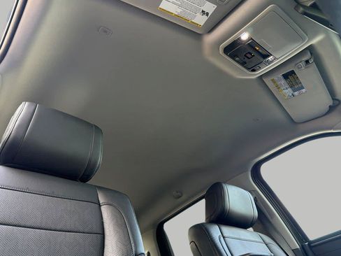 Used 2022 Toyota Tundra SR5 w/ TRD Sport Premium Package AWD/4WD image 18